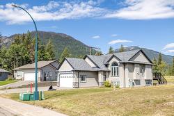 1213 Valley View Drive Sparwood, BC V0B 2G2