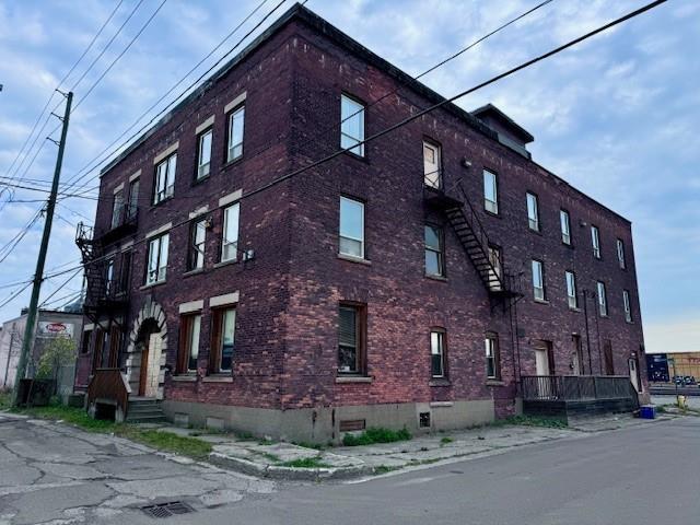 201 Hardisty Street, Thunder Bay, ON