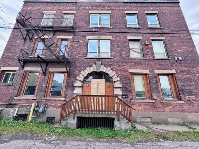 201 Hardisty Street, Thunder Bay, ON