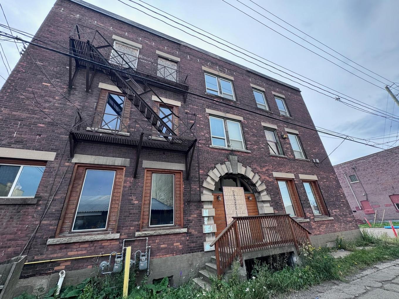 201 Hardisty Street, Thunder Bay, ON