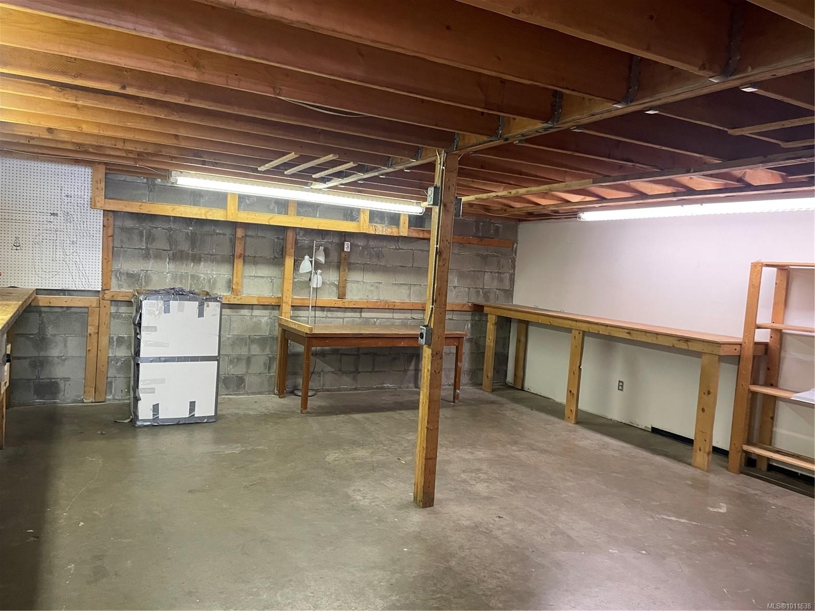 3-515 Dupplin Rd, Saanich, BC