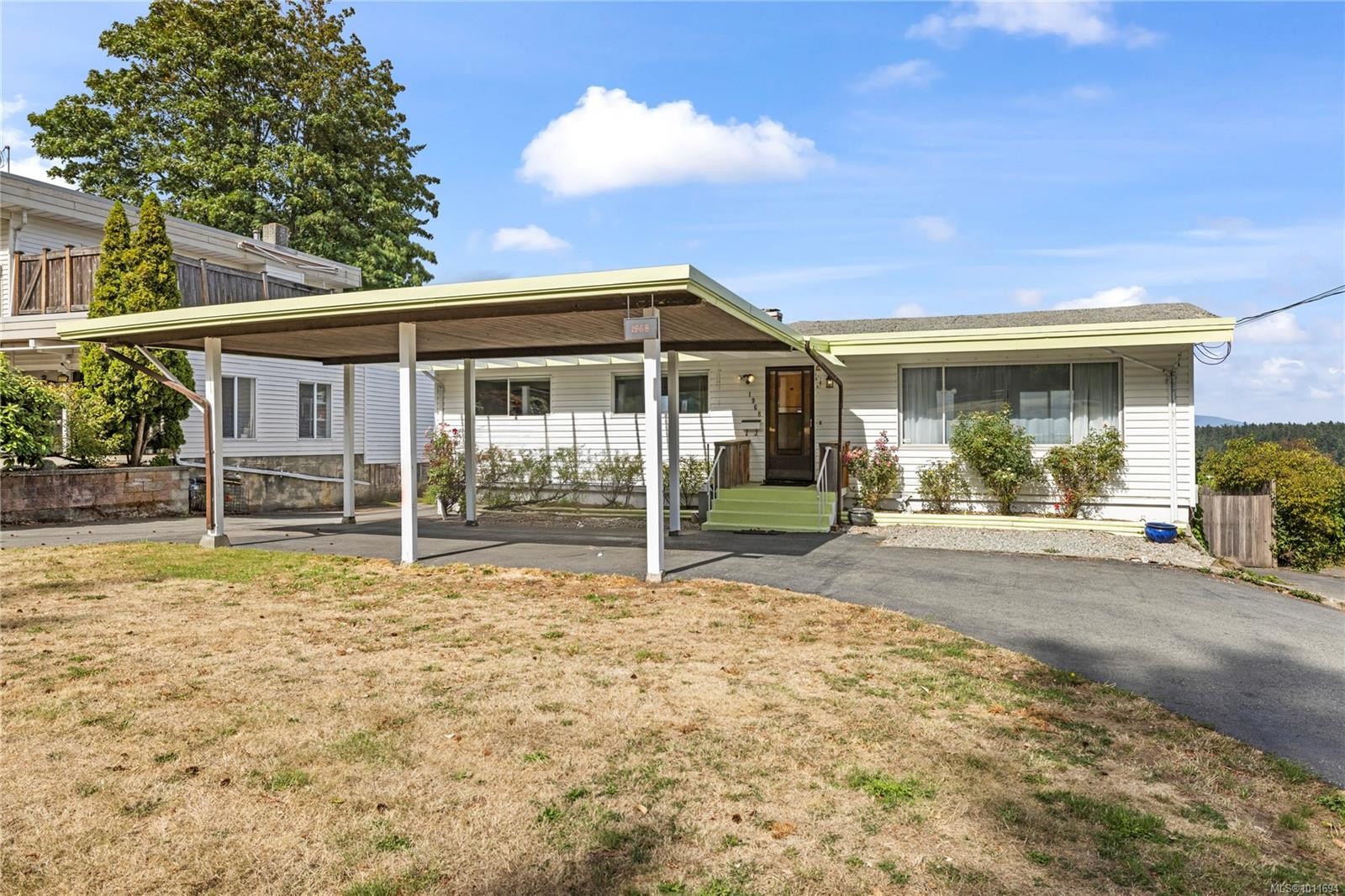 1968 Estevan Rd, Nanaimo, BC