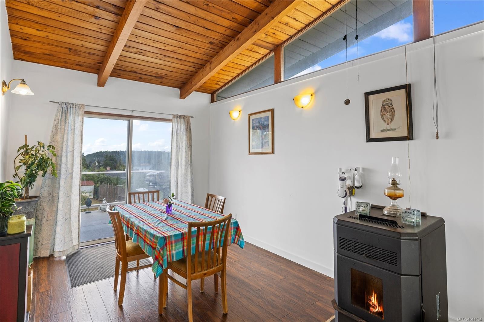 1968 Estevan Rd, Nanaimo, BC