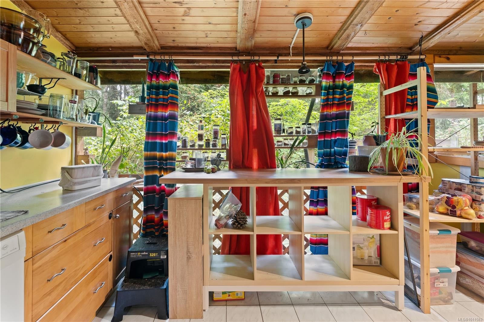 620 Gallagher Way, Gabriola Island, BC