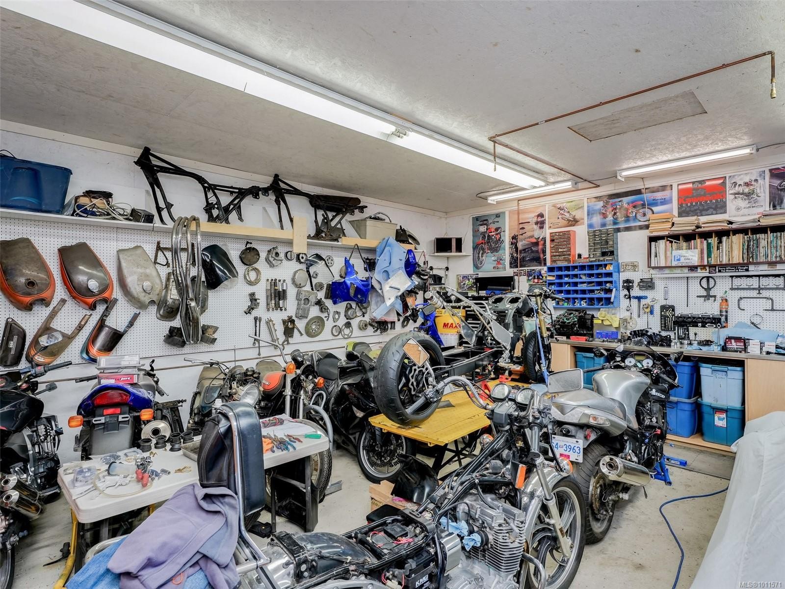 2391 Shawnigan Lake Rd, Shawnigan Lake, BC