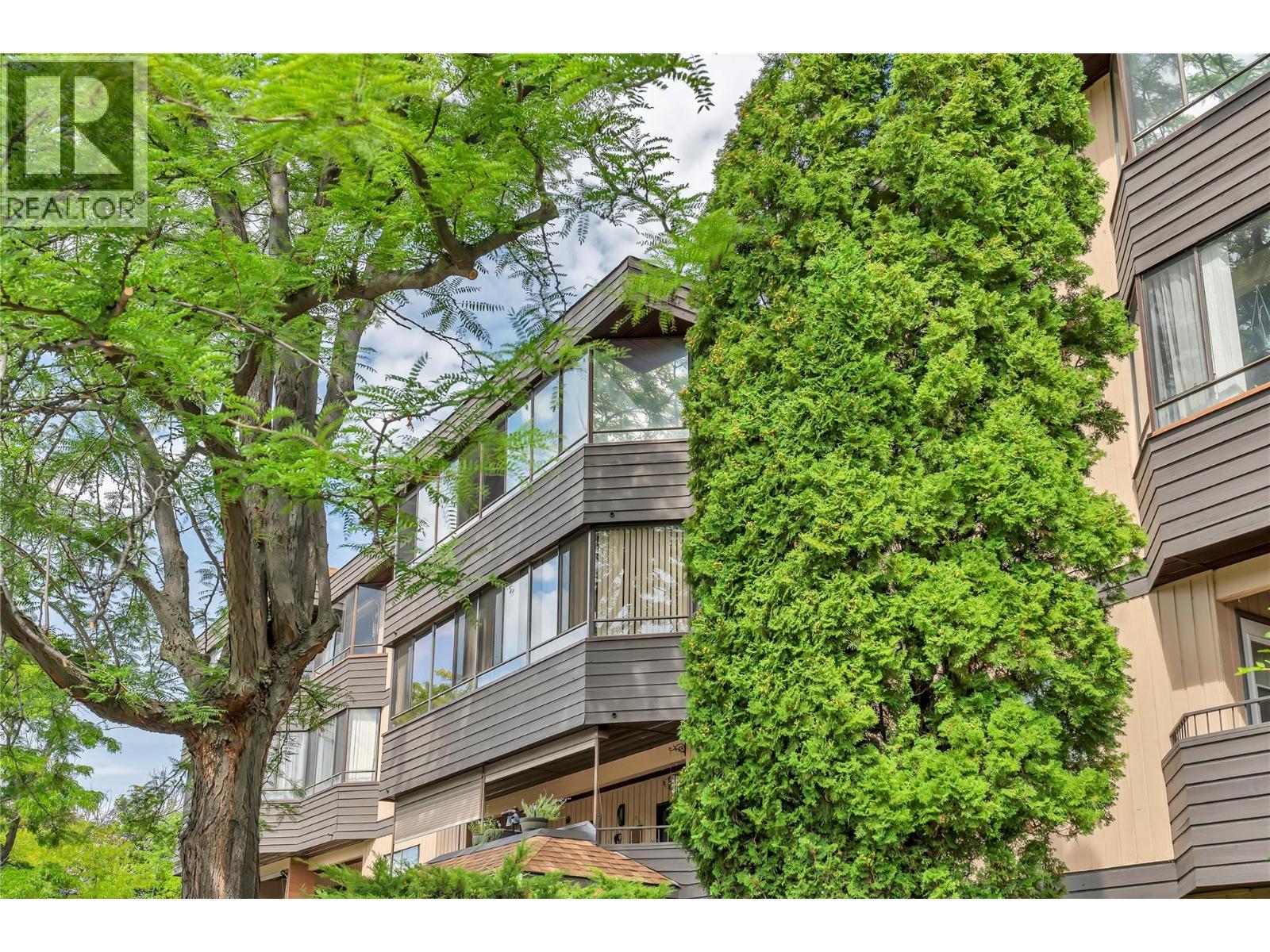 740 Winnipeg Street Unit# 401, Penticton, BC - Outdoor