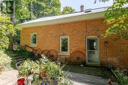 Deck/Door to kitchen -