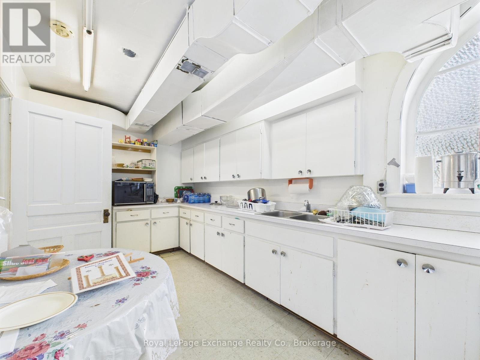 241 Centre Street, North Huron (Wingham), ON