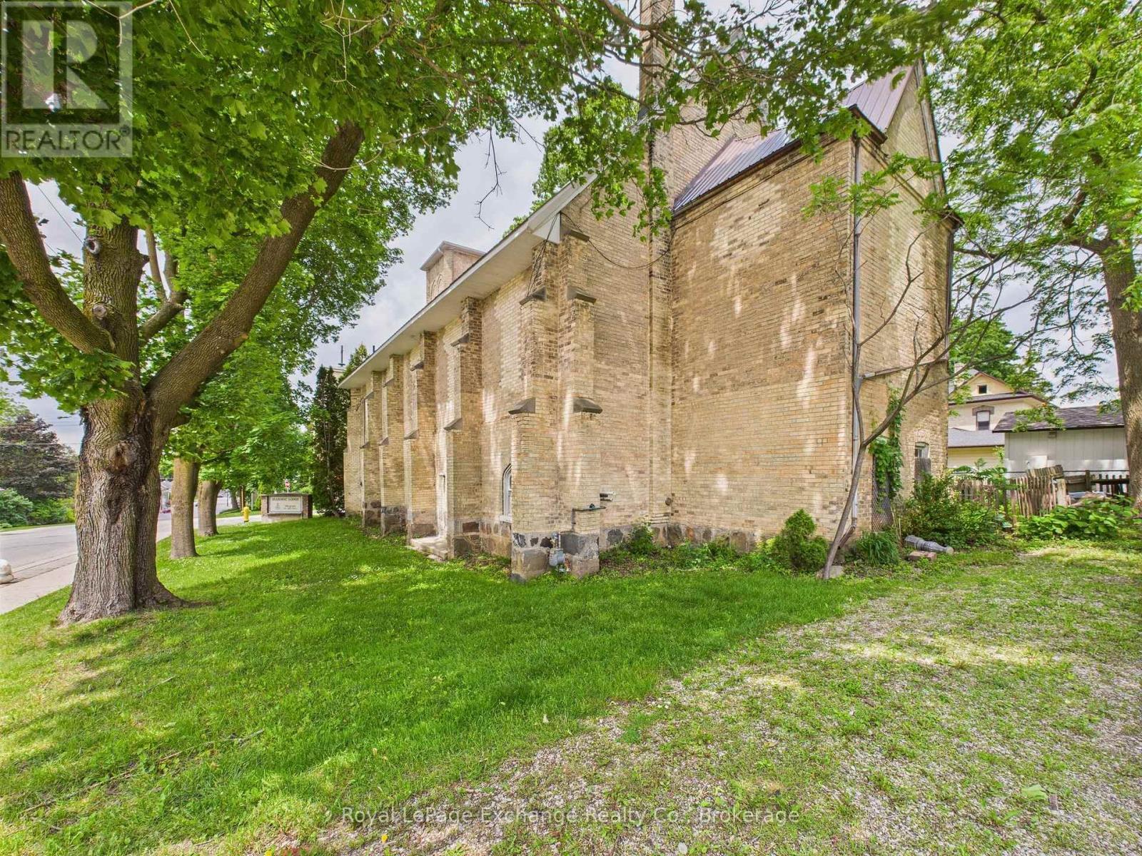 241 Centre Street, North Huron (Wingham), ON