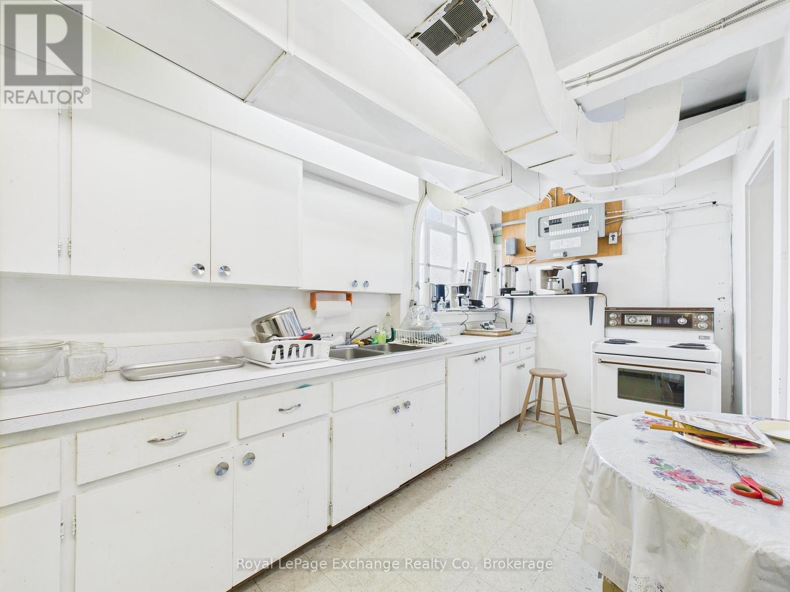 241 Centre Street, North Huron (Wingham), ON