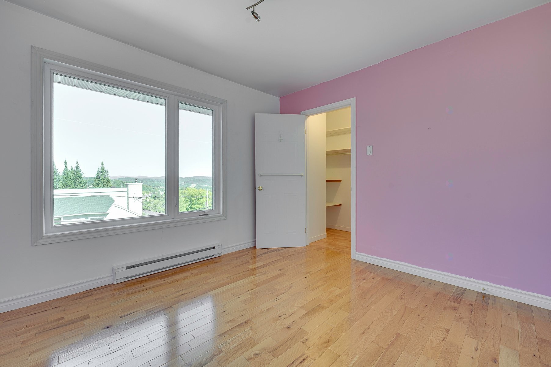 Chambre à coucher - 722 Rue Du Muguet, Sainte-Agathe-Des-Monts, QC - Indoor Photo Showing Other Room