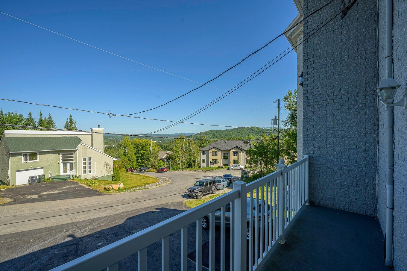 View - 722 Rue Du Muguet, Sainte-Agathe-Des-Monts, QC - Outdoor