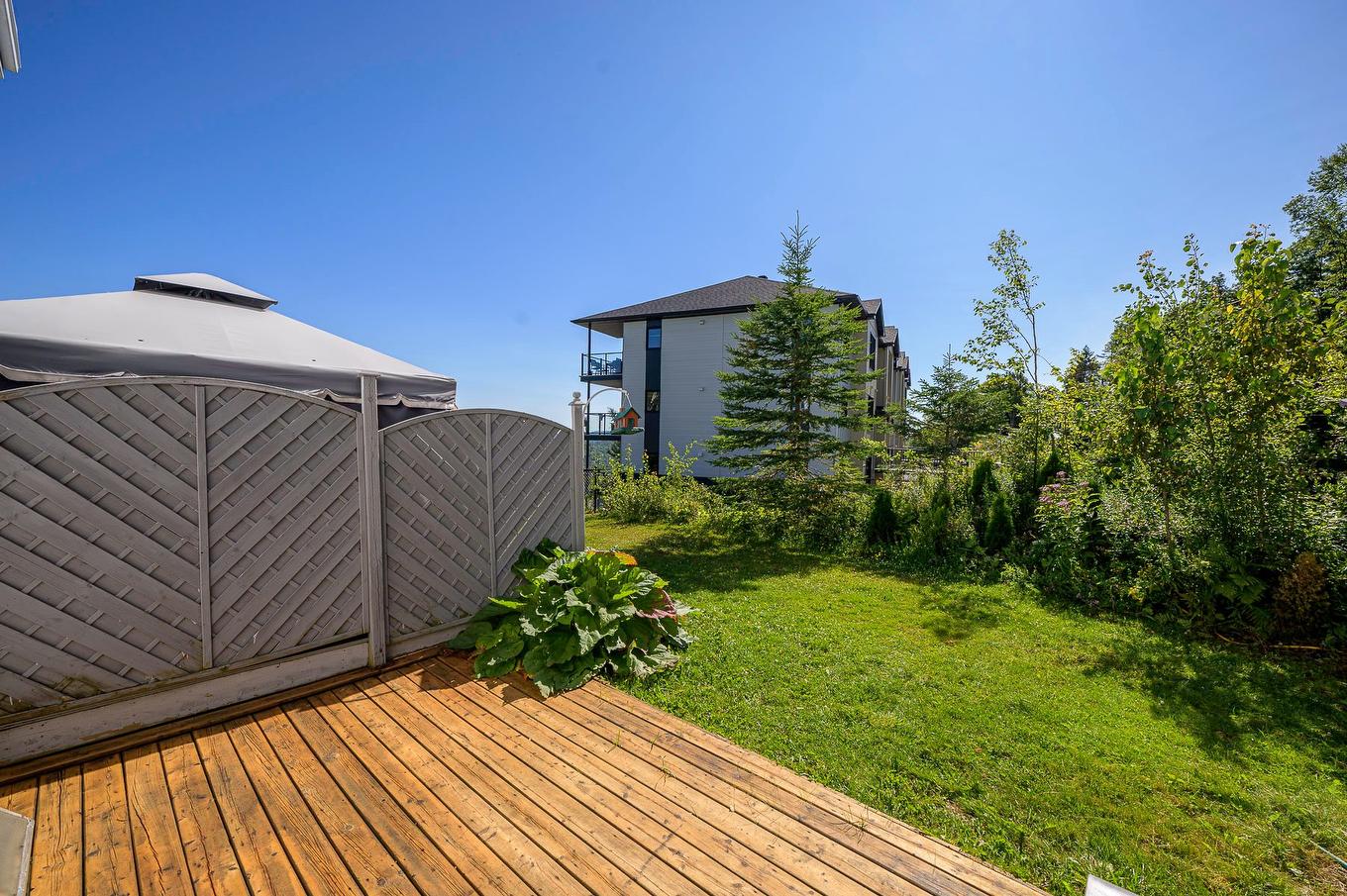Patio - 722 Rue Du Muguet, Sainte-Agathe-Des-Monts, QC - Outdoor
