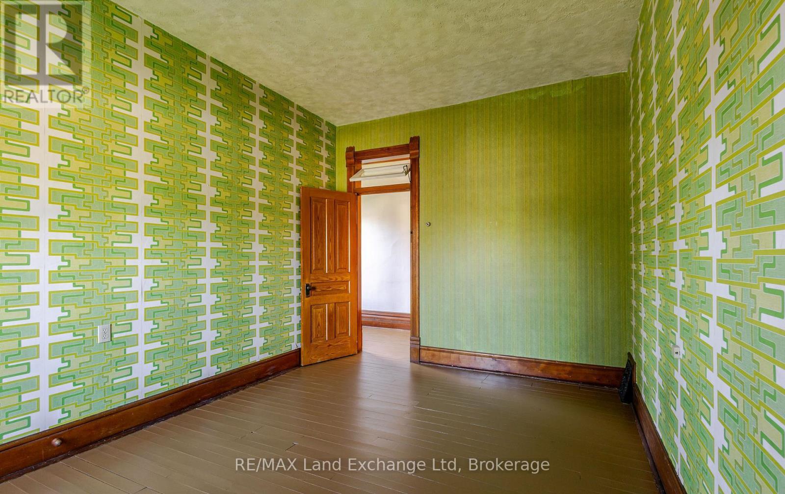 484 Queen Street, North Huron (Blyth), ON - Indoor Photo Showing Other Room