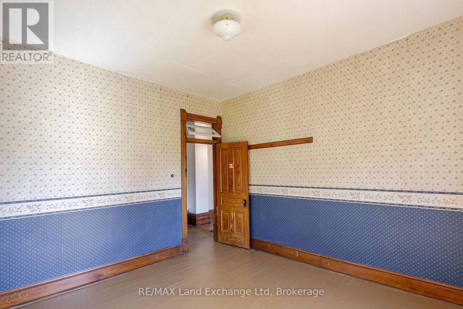 484 Queen Street, North Huron (Blyth), ON - Indoor