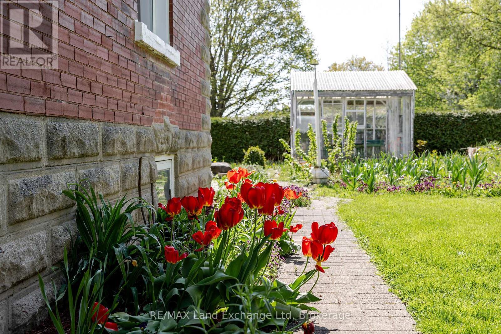 484 Queen Street, North Huron (Blyth), ON - Outdoor