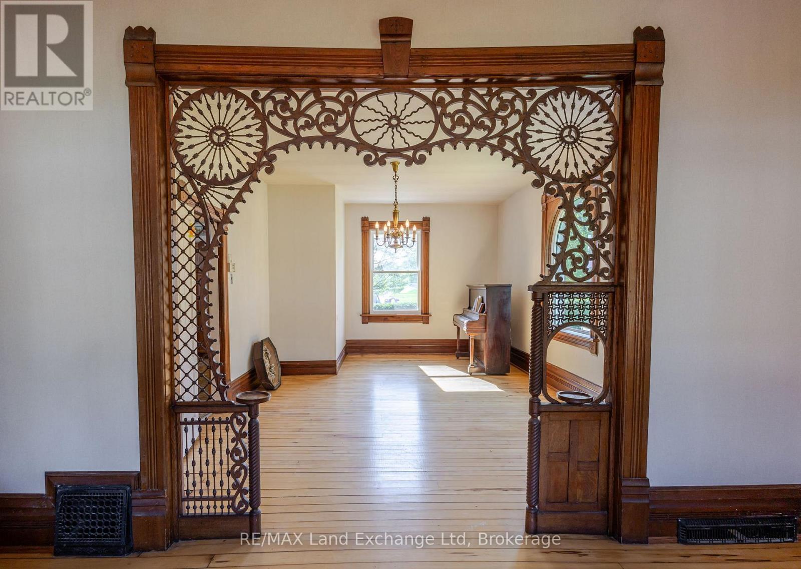 484 Queen Street, North Huron (Blyth), ON - Indoor Photo Showing Other Room