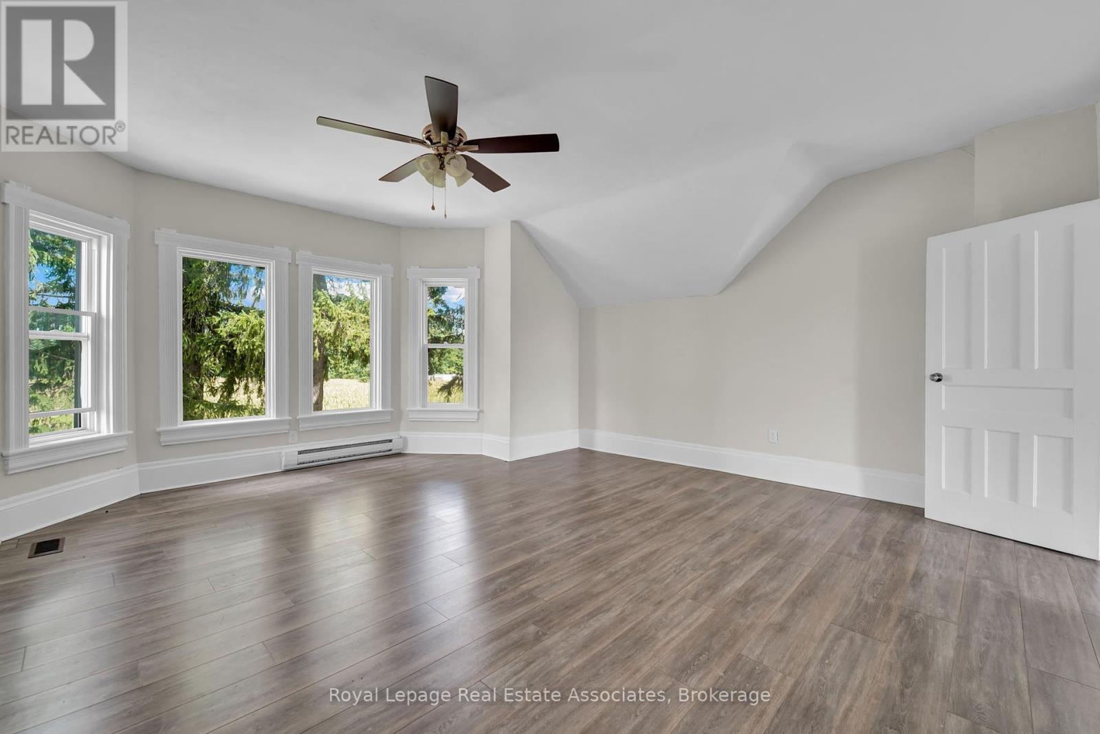 783 Highway 6 N, Hamilton, ON