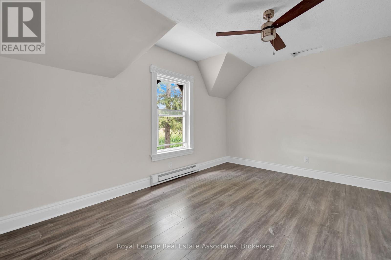 783 Highway 6 N, Hamilton, ON