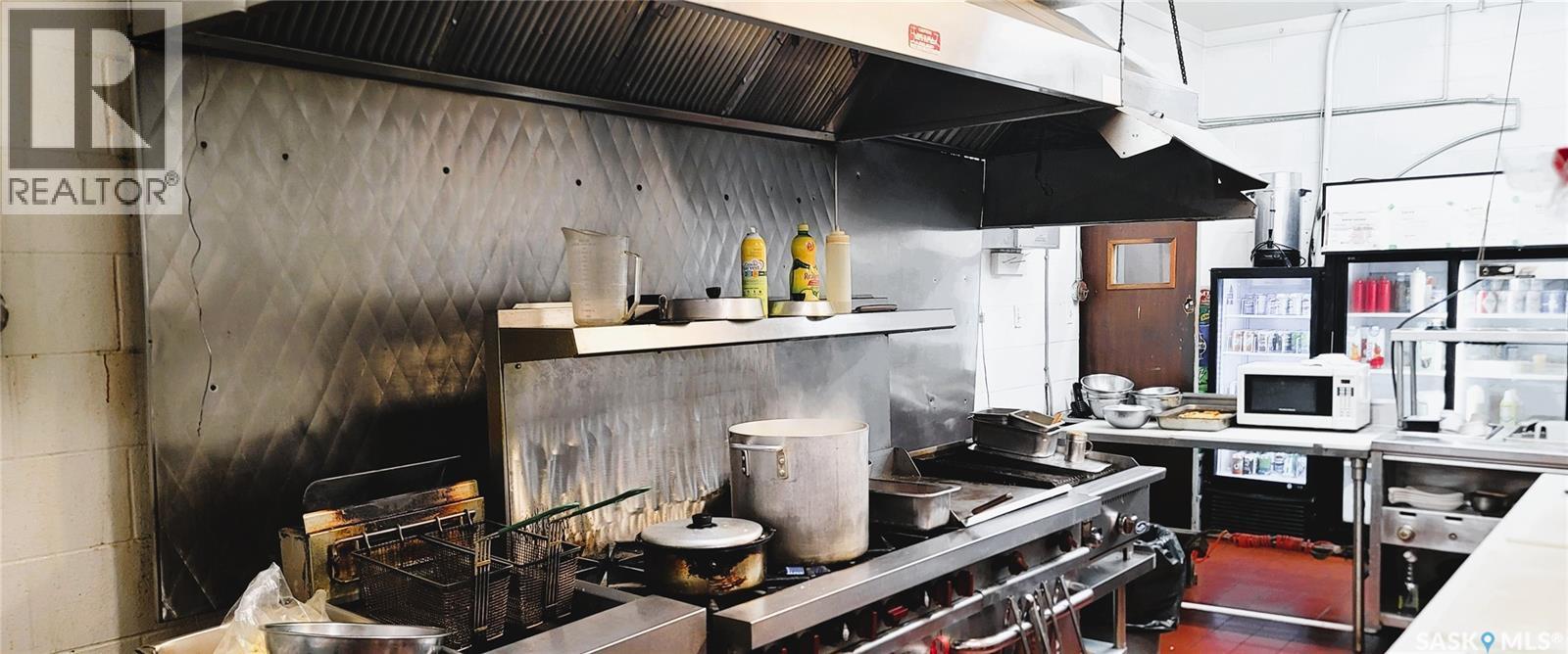 902 Main Street, Biggar, SK