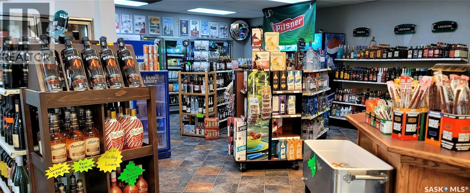 902 Main Street, Biggar, SK