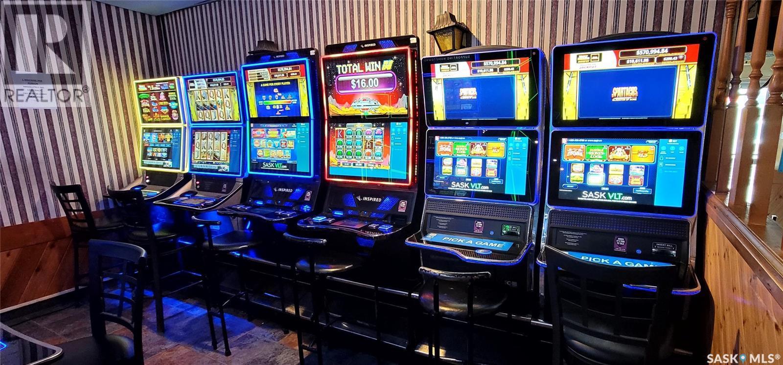 902 Main Street, Biggar, SK