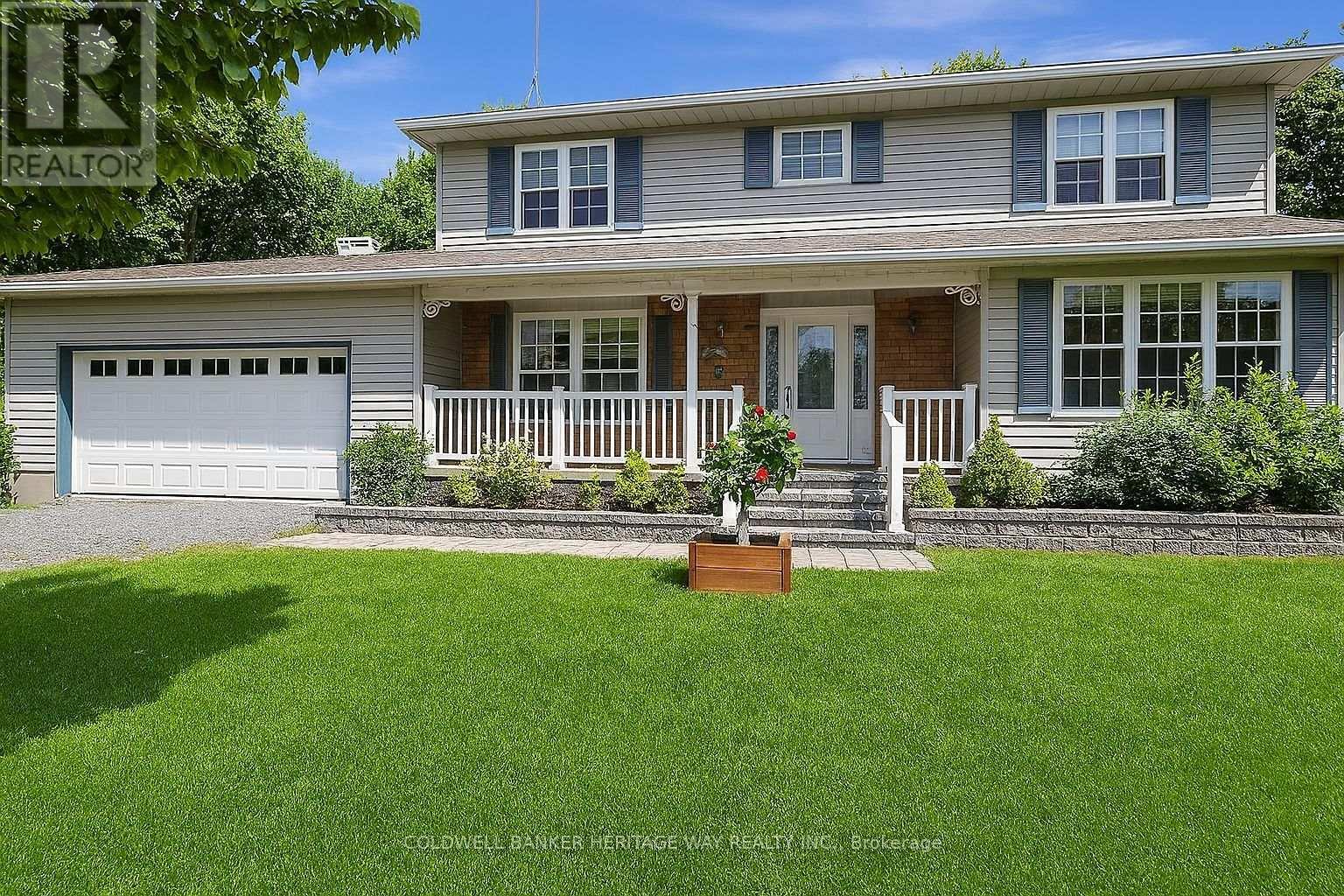 Photo digitally altered to green the grass - 4620 Appleton Side Road, Mississippi Mills, ON