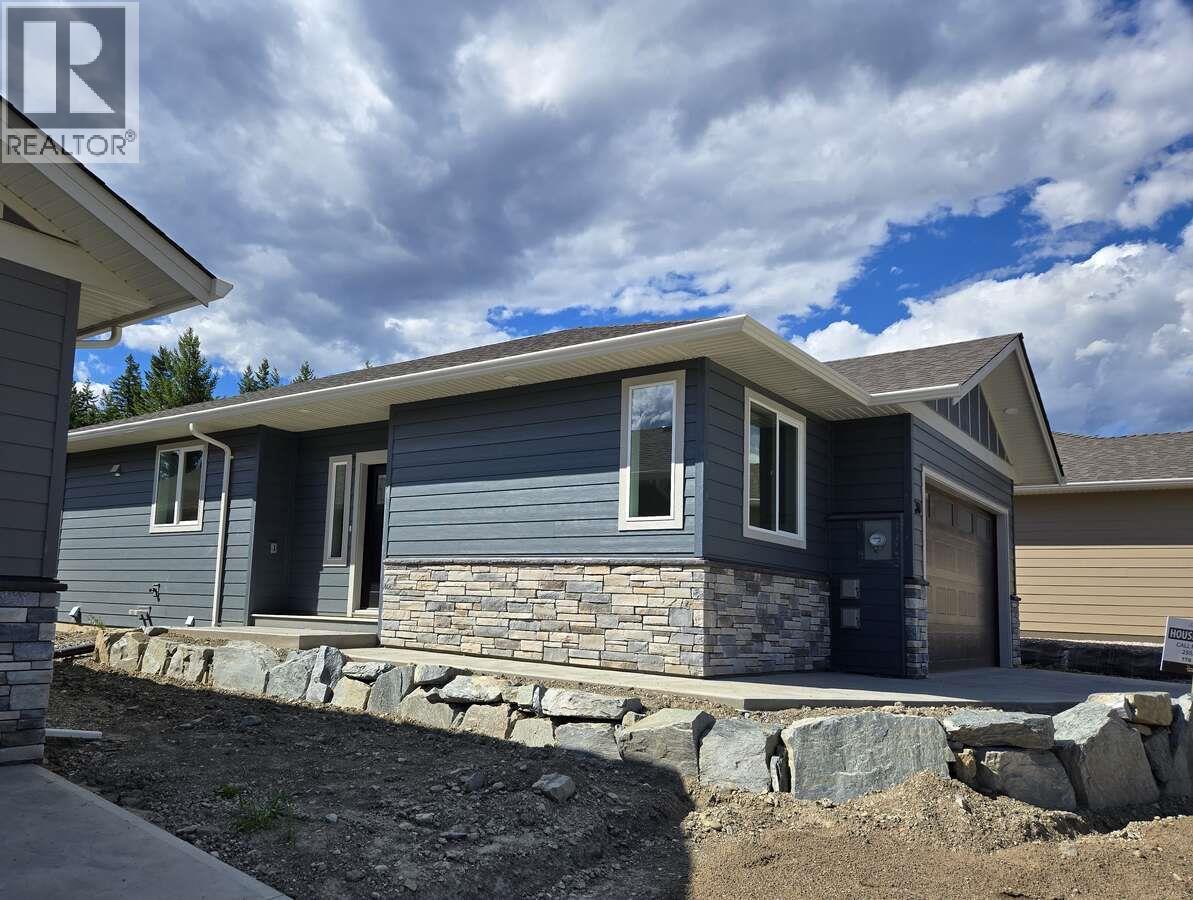 2715 Golf Course Drive Unit# 30, Blind Bay, BC - Outdoor