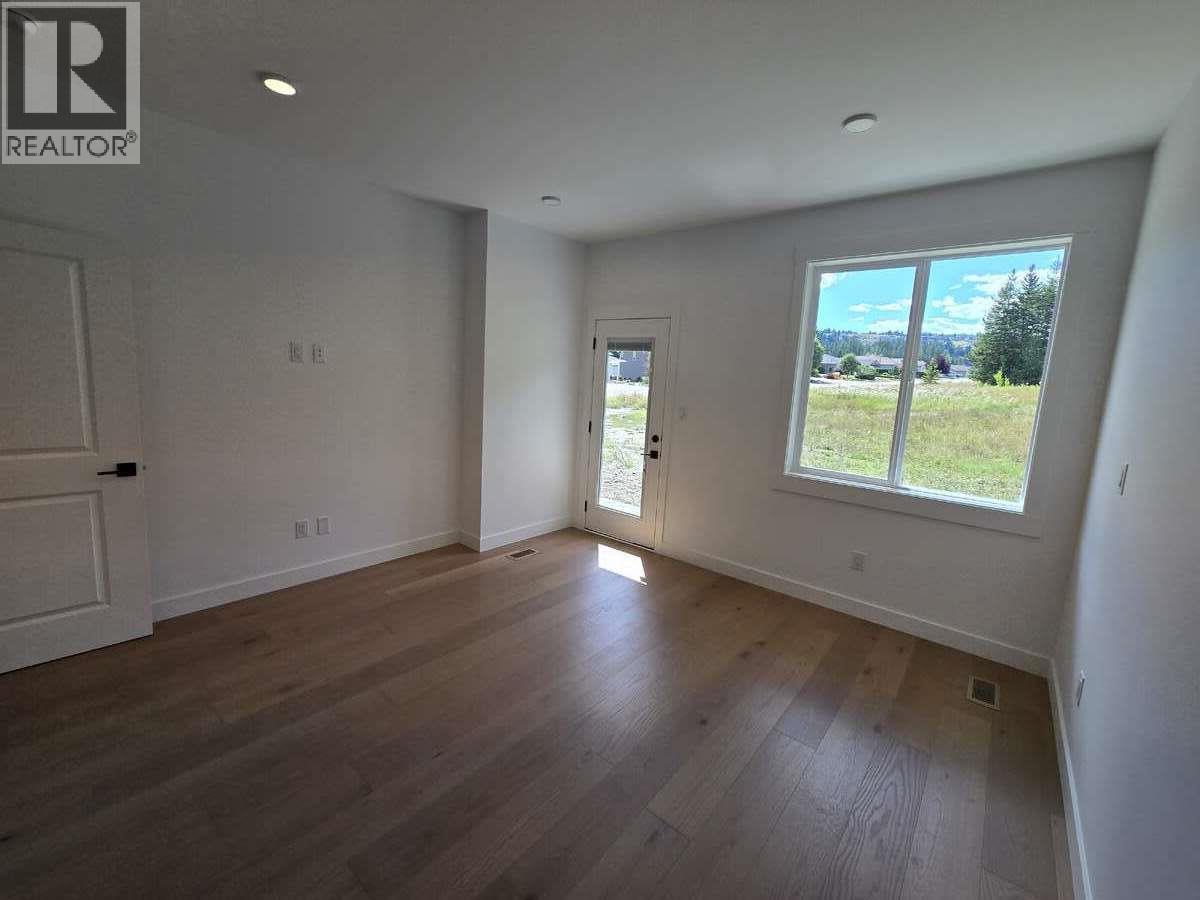 2715 Golf Course Drive Unit# 30, Blind Bay, BC - Indoor Photo Showing Other Room