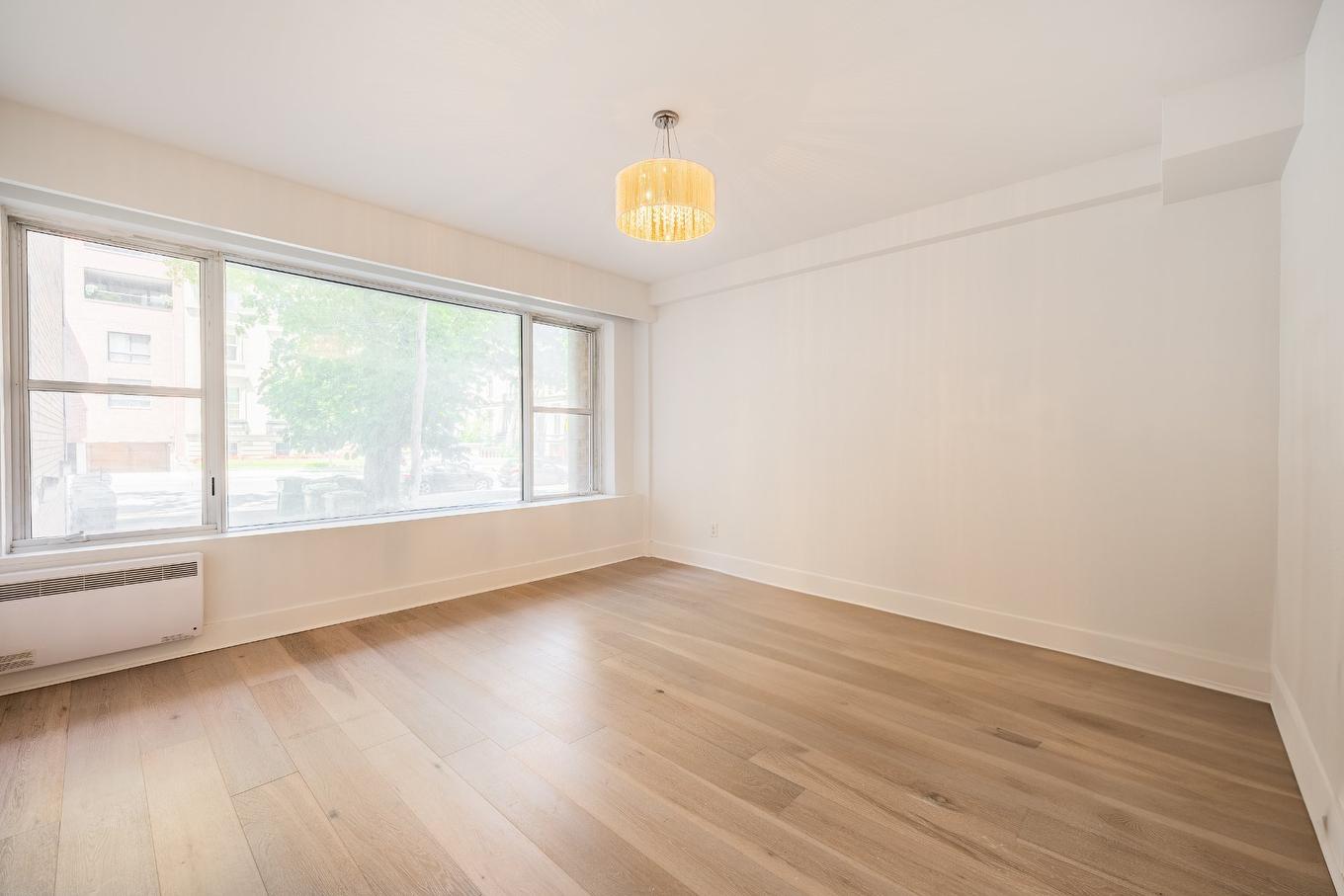 Chambre à coucher - 15-1520 Av. Du Docteur-Penfield, Montréal (Ville-Marie), QC - Indoor Photo Showing Other Room