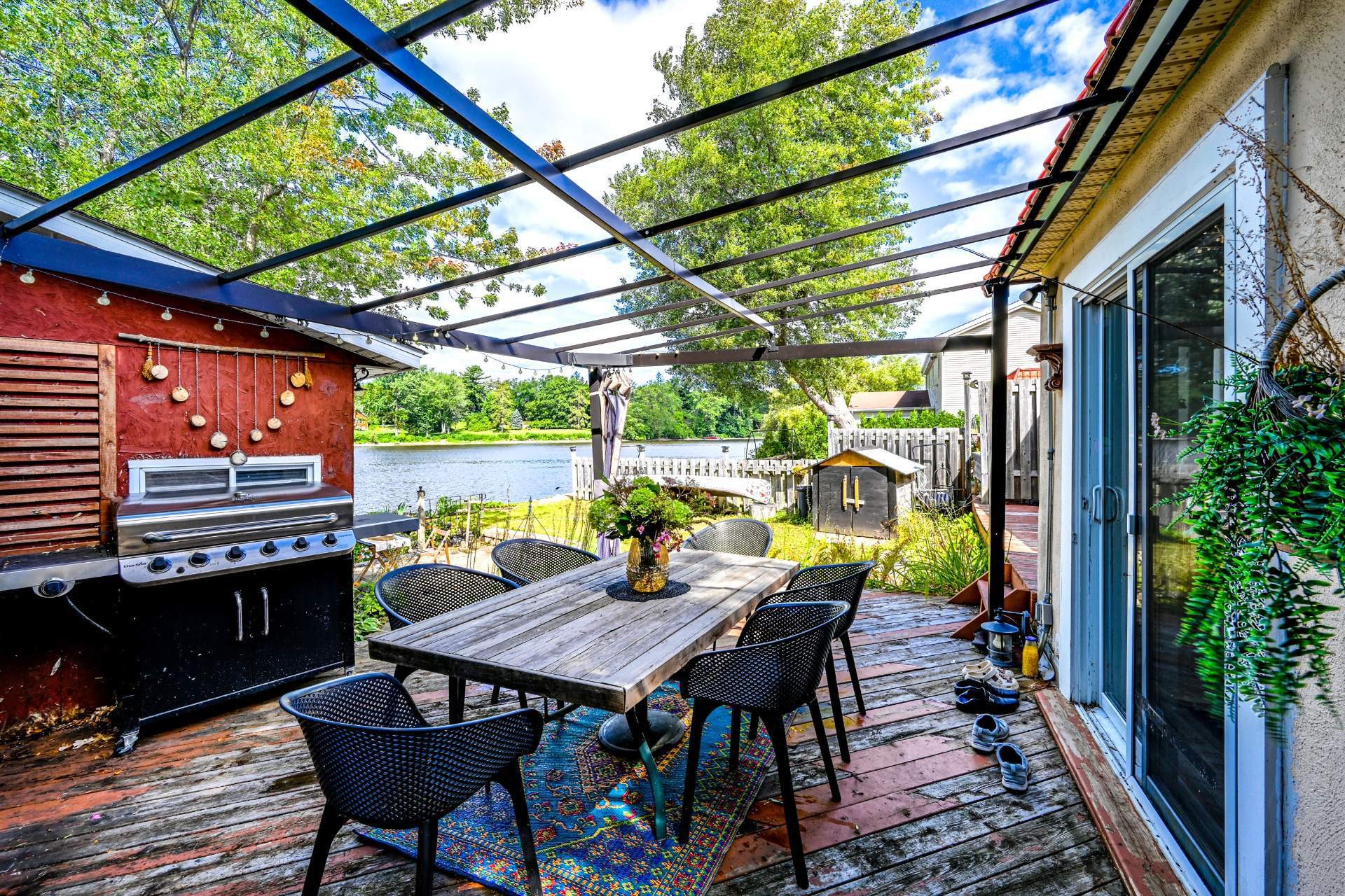 Courtyard - 13 Rue Alfred, Laval (Sainte-Rose), QC - Outdoor With Deck Patio Veranda With Exterior