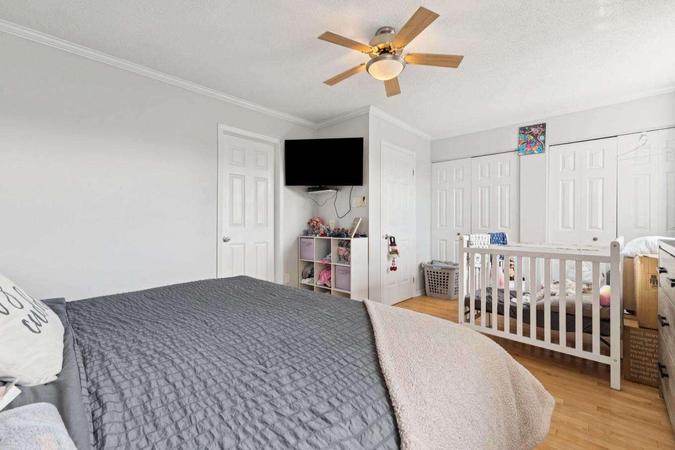 Chambre à coucher principale - 246 Rue Des Tulipes, Gatineau (Gatineau), QC - Indoor Photo Showing Bedroom