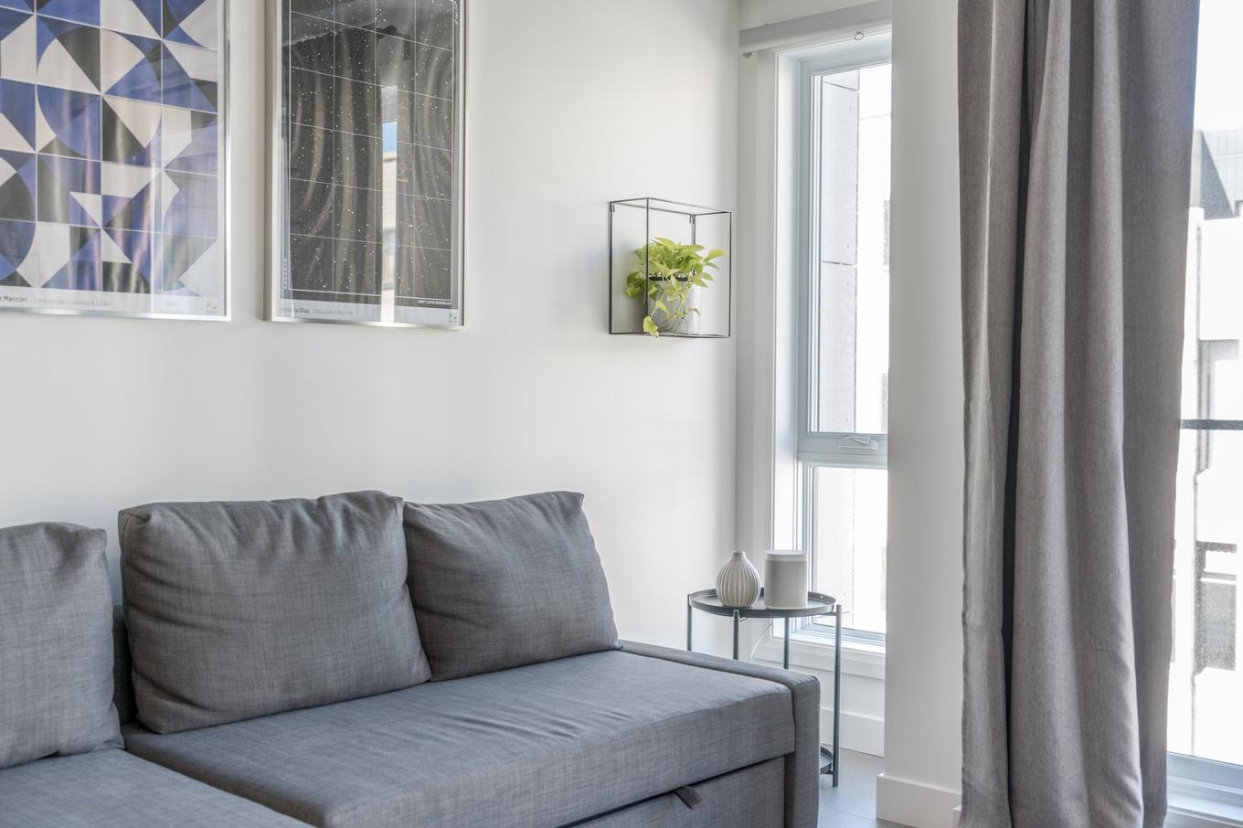 Living room - 606-735 Boul. Charest E., Québec (La Cité-Limoilou), QC - Indoor Photo Showing Bedroom