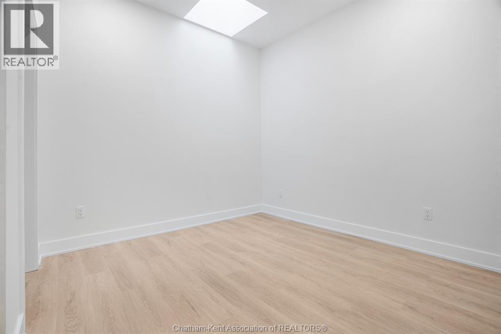 153 King Street Unit# 9, Chatham, ON - Indoor Photo Showing Other Room