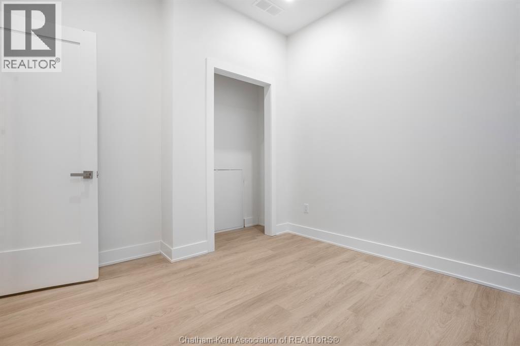 153 King Street Unit# 9, Chatham, ON - Indoor Photo Showing Other Room