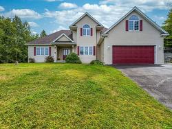 51 Parklyn Court Upper Tantallon, NS B3Z 1M5