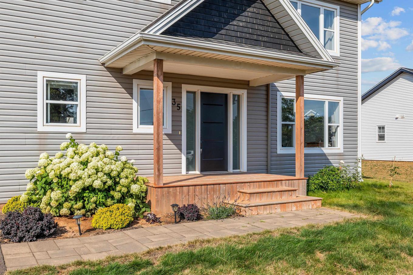 35 East Royalty Road, Charlottetown, PE