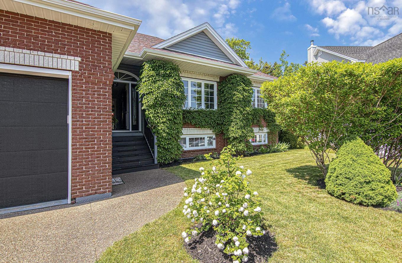 27 Stone Gate Court, Dartmouth, NS