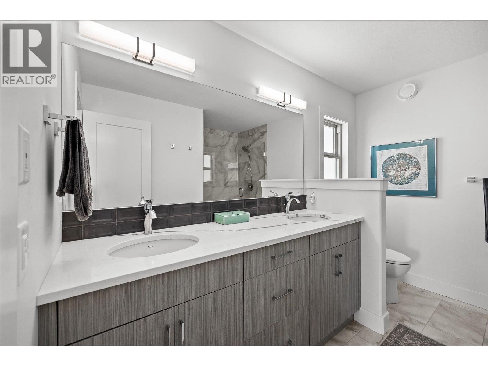 3938 Cimarron Drive Lot# 126, Kelowna, BC - Indoor Photo Showing Bathroom