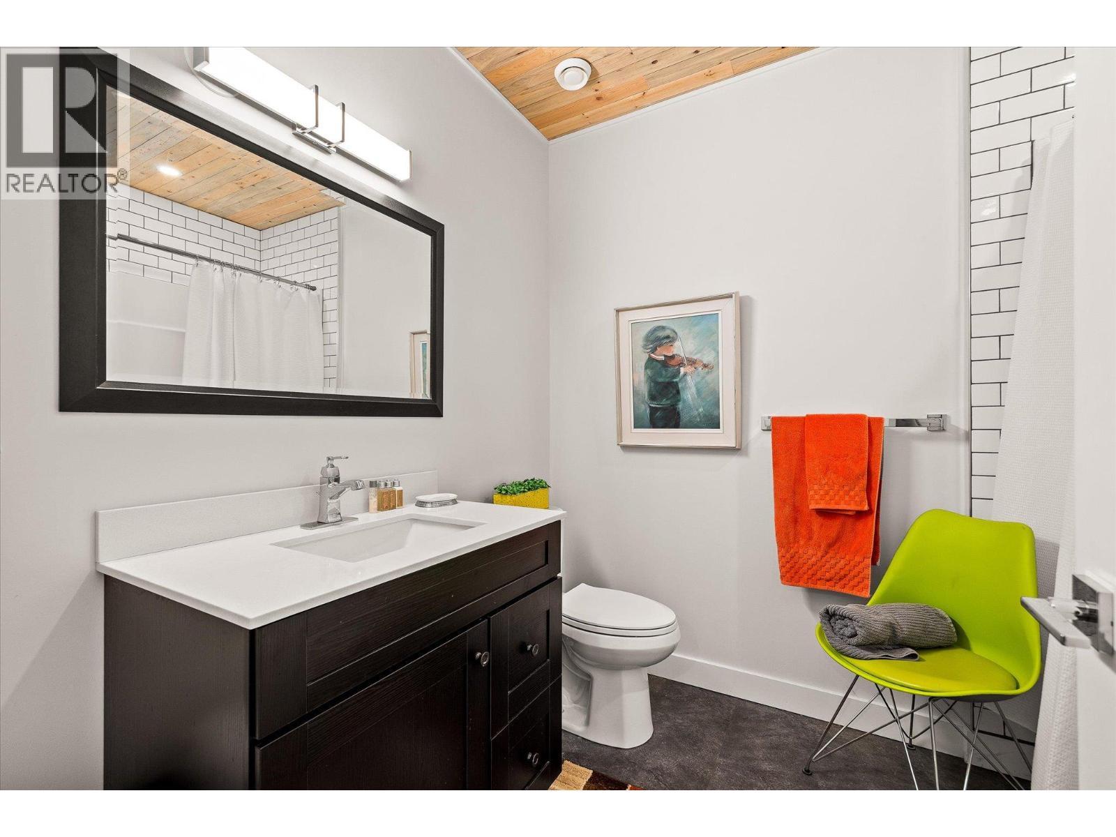 3938 Cimarron Drive Lot# 126, Kelowna, BC - Indoor Photo Showing Bathroom