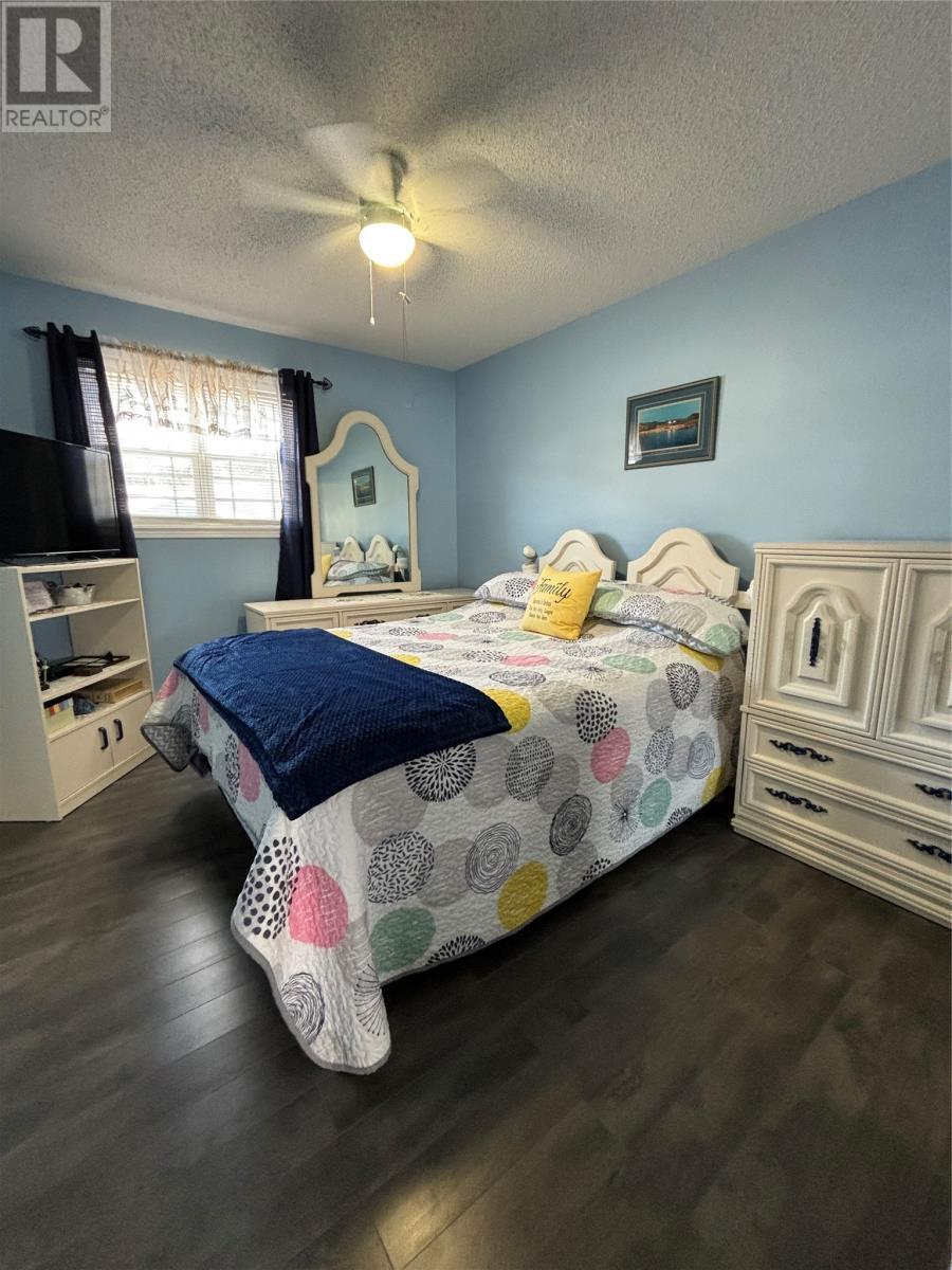 4 Butt'S Lane, La Scie, NL - Indoor Photo Showing Bedroom