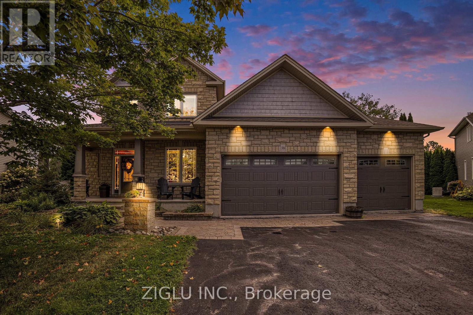 38 Oradea Crescent, Ottawa, ON - Outdoor