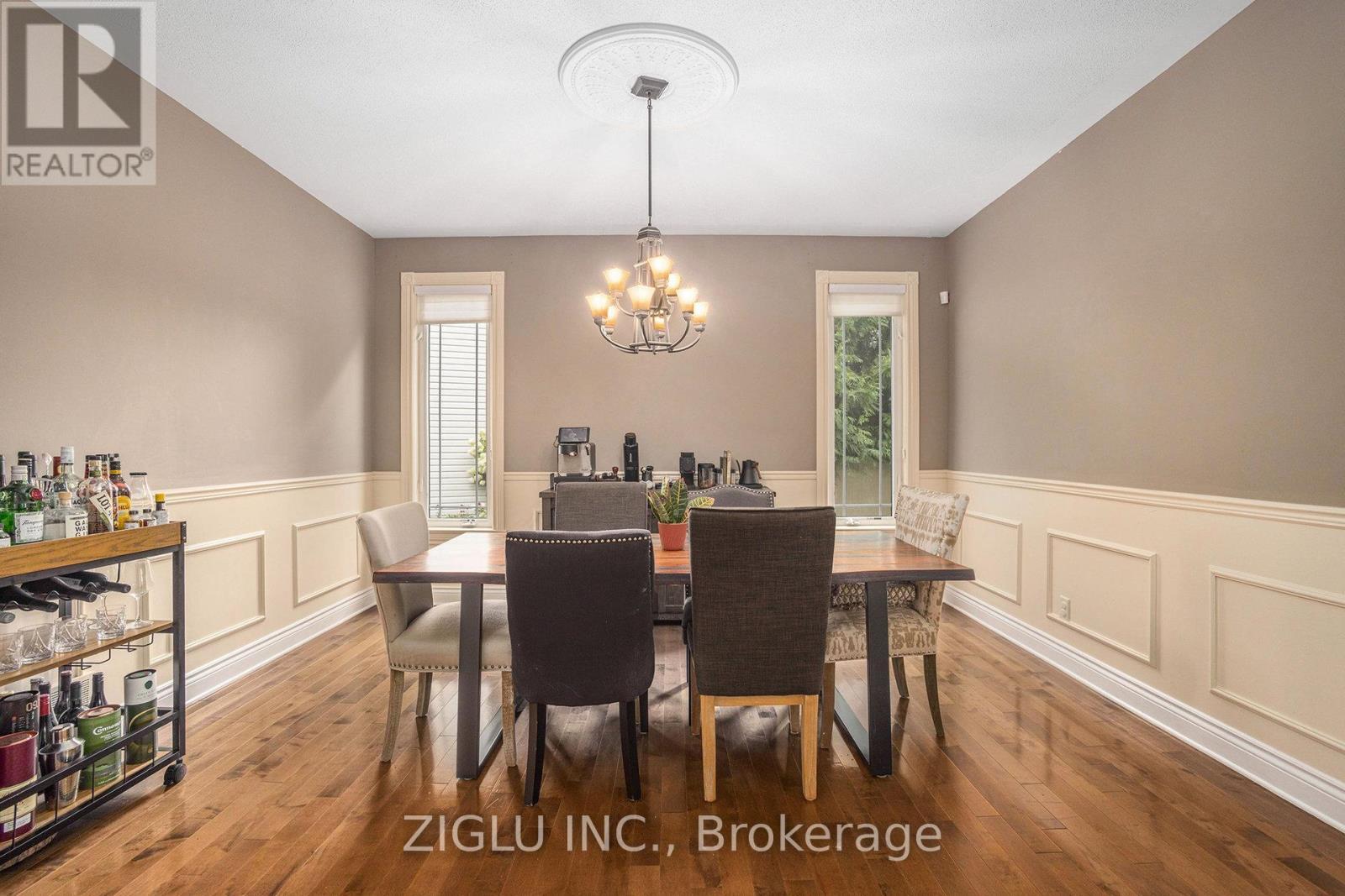 38 Oradea Crescent, Ottawa, ON - Indoor Photo Showing Dining Room
