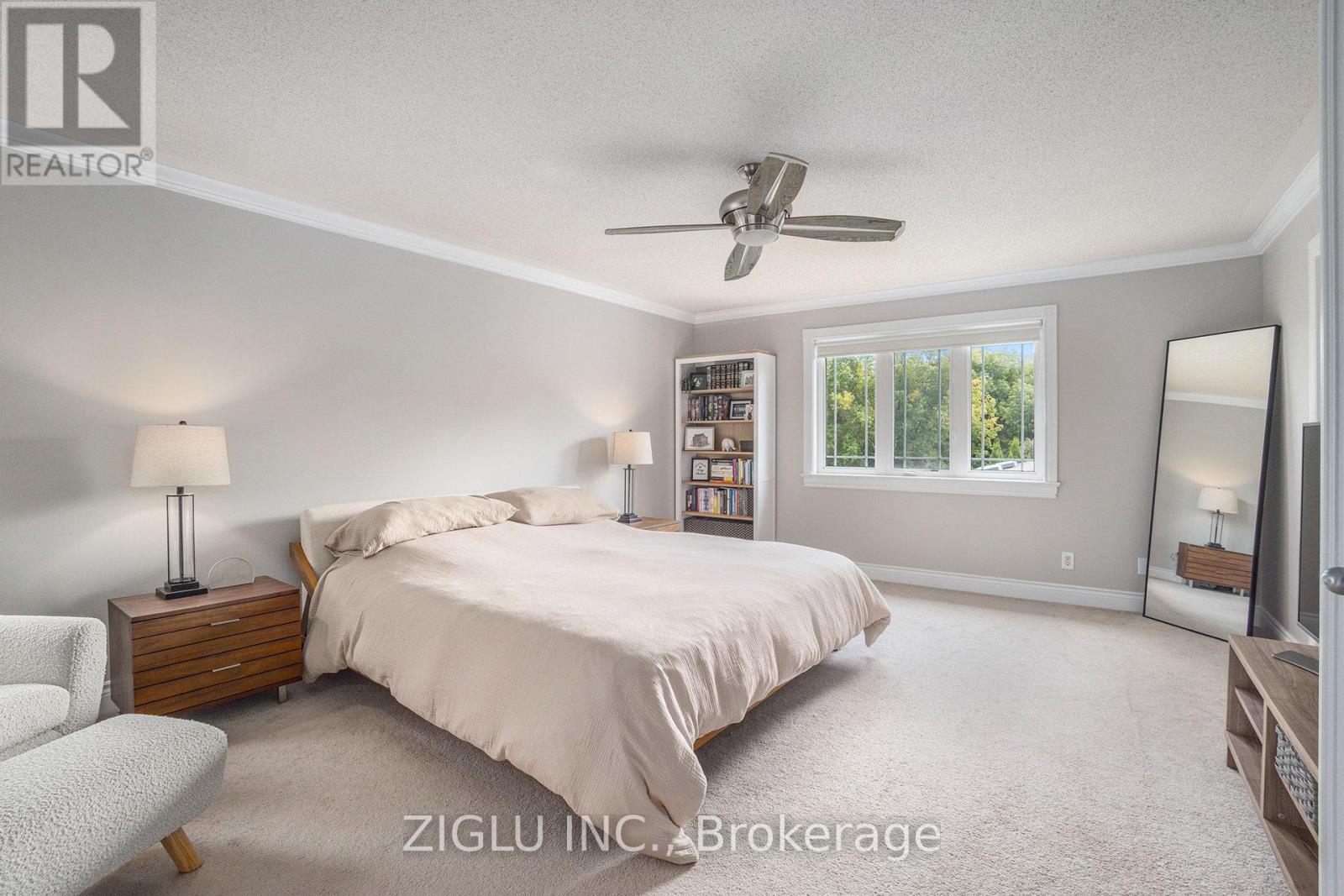 38 Oradea Crescent, Ottawa, ON - Indoor Photo Showing Bedroom