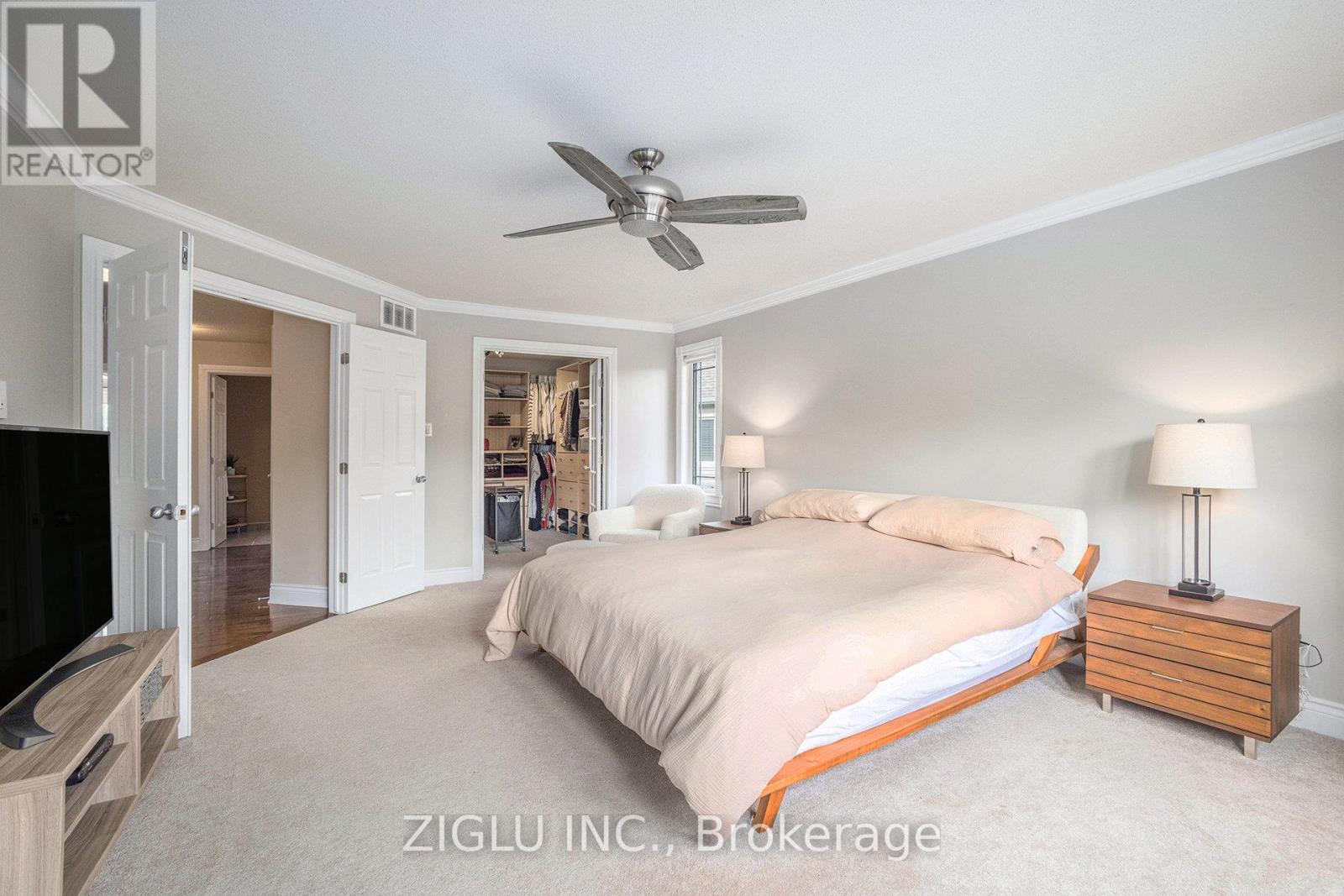38 Oradea Crescent, Ottawa, ON - Indoor Photo Showing Bedroom