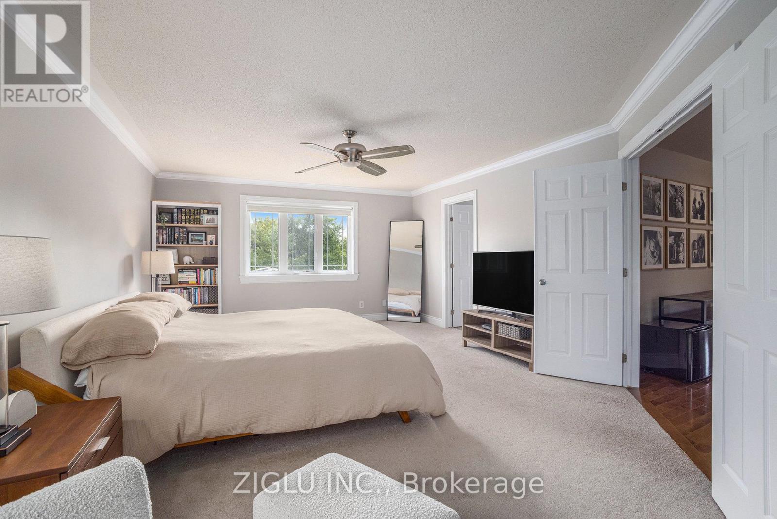 38 Oradea Crescent, Ottawa, ON - Indoor Photo Showing Bedroom