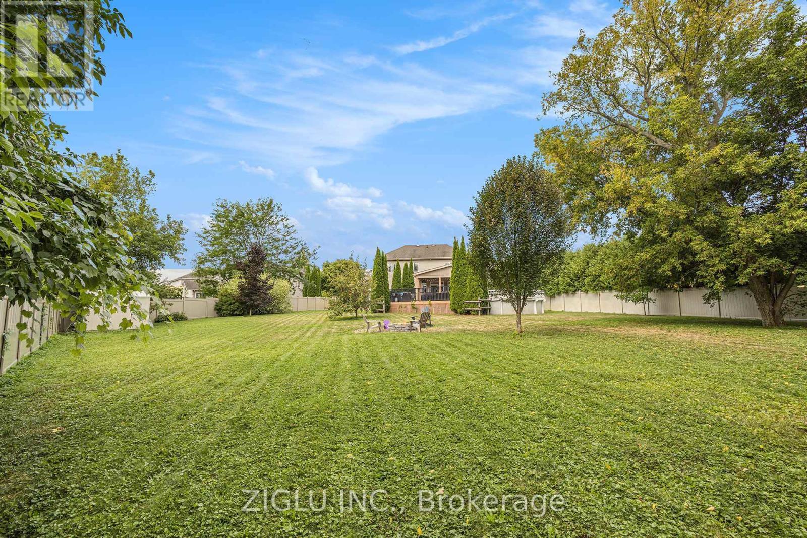 38 Oradea Crescent, Ottawa, ON - Outdoor