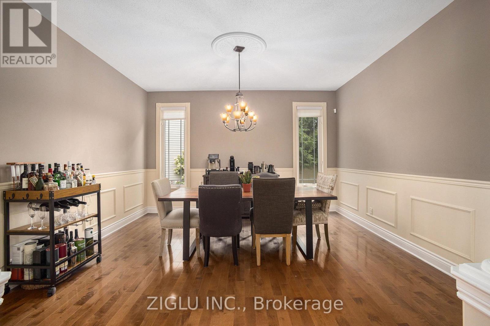 38 Oradea Crescent, Ottawa, ON - Indoor Photo Showing Dining Room