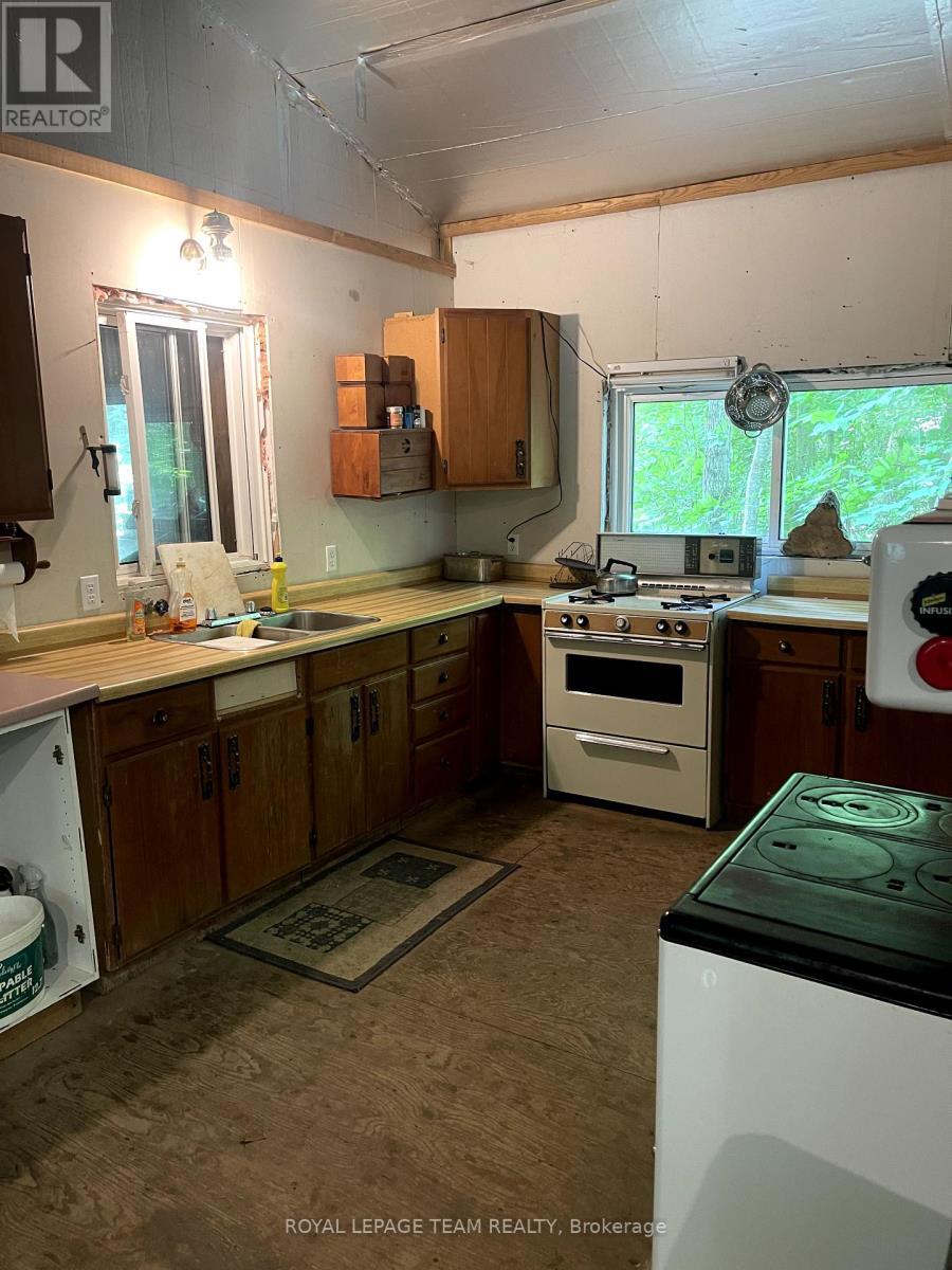 000 Dukelow Road, Edwardsburgh/Cardinal, ON