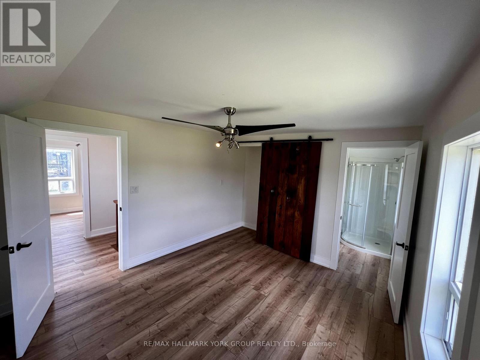 3526 Line 13 Line, Bradford West Gwillimbury, ON - Indoor Photo Showing Garage